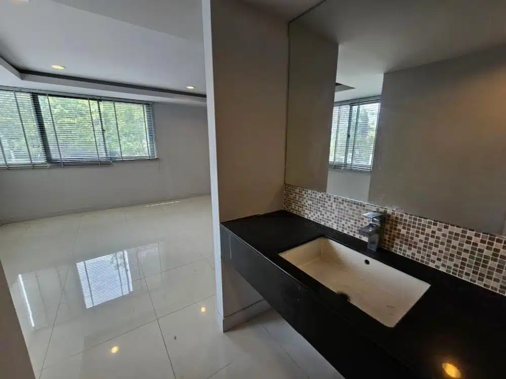 Jade-Height-Home-Ofiice-for-rent-or-sale-Rama-3-Sawasdee-Bangkok-Property