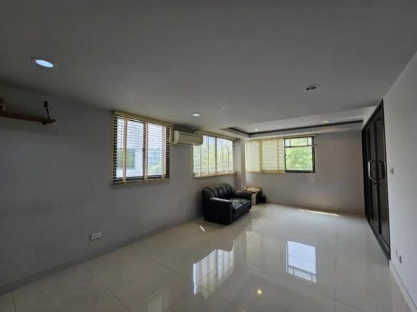 Jade-Height-Home-Ofiice-for-rent-or-sale-Rama-3-Sawasdee-Bangkok-Property