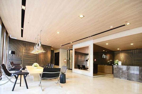 Corner-Unit-Condo-for-Rent-Noble-Refine-Condominium-Sukhumvit-Sawasdee-Bangkok-Property-lobby-02