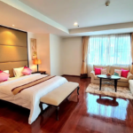 Luxury-Serviced-Apartment-for-rent-Piyathip-Place-Sawasdee-Bangkok-Property