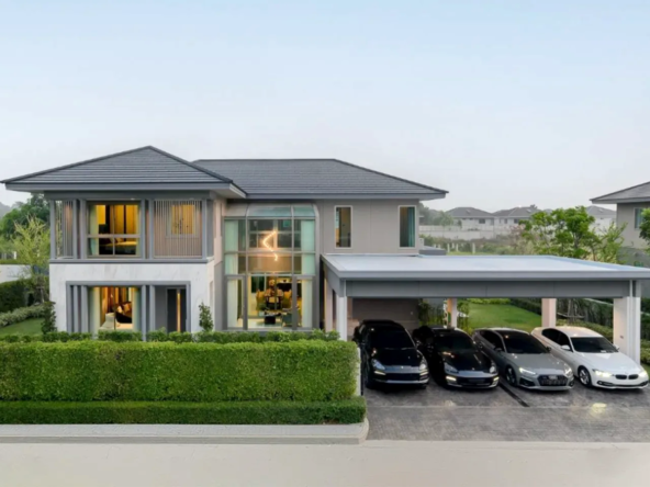 Luxury-Villa-for-sale-The-Signature-at-Perfect-Masterpiece-Krungthepkreetha-Emperor-Sawasdee-Bangkok-Property-Luxury-Homes