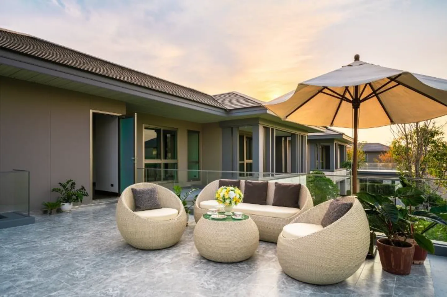Luxury-Villa-for-sale-The-Signature-at-Perfect-Masterpiece-Ramkhamhaeng-Empress-plus-Sawasdee-Bangkok-Property-Luxury-Homes