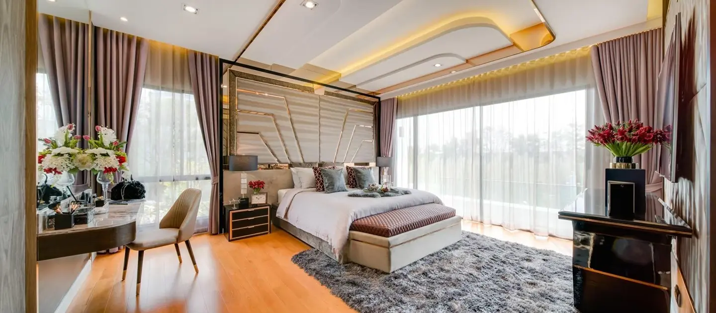 Super-Luxury-Pool-Villa-for-rent-at-The-Grand-Lux-Bangna-Suanluang-Sawasdee-Bangkok-Property-Luxury-Homes