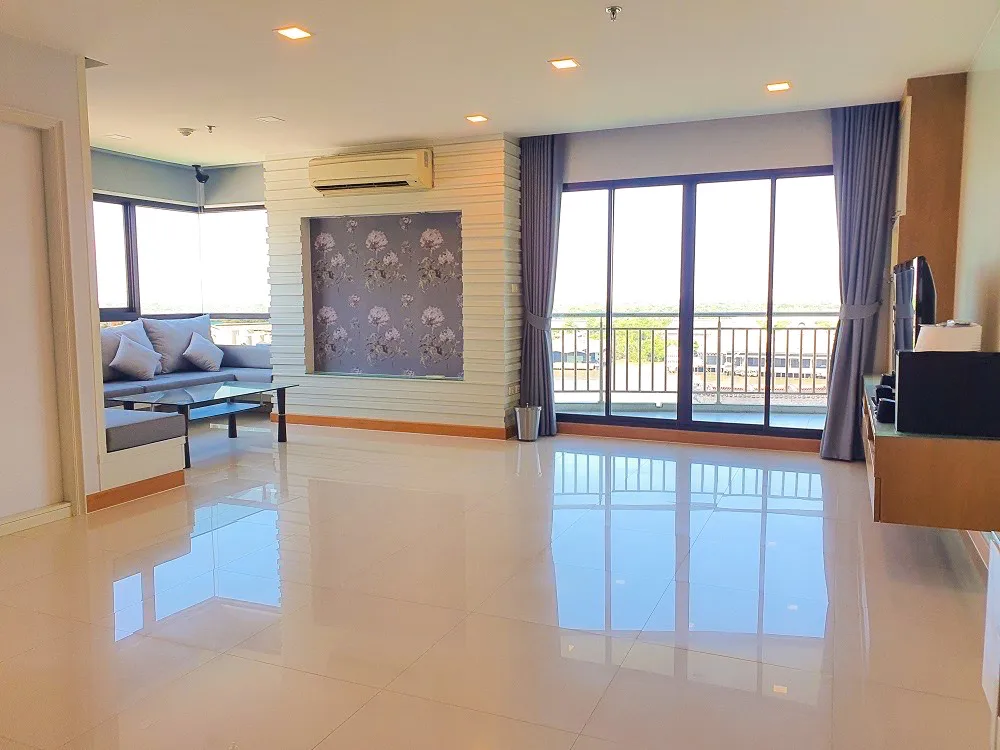 Corner unit condo for rent with river view - Lumpini-Place Narathiwat-Chao-Phraya - Sawasdee Bangkok Property