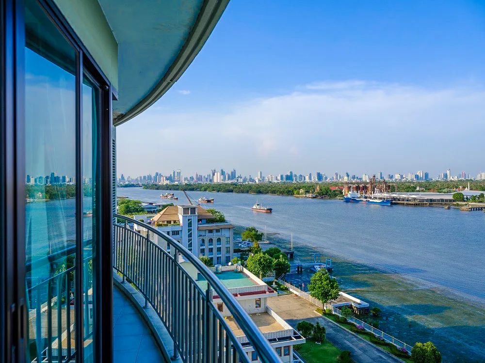 Corner unit condo for rent with river view - Lumpini-Place Narathiwat-Chao-Phraya - Sawasdee Bangkok Property